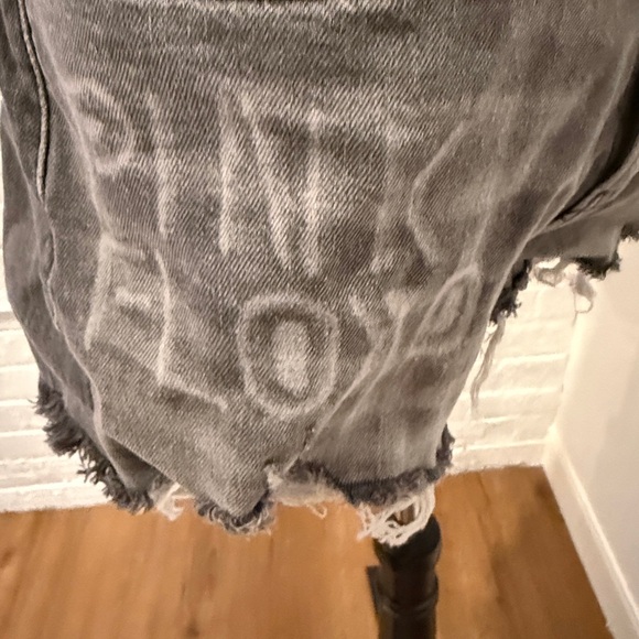 Lucky Brand Gray Jean Shorts with Pink Floyd and Rainbow Accents - Picture 3 of 7